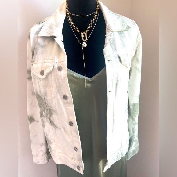 Lucky Brand Jackets & Blazers - Lucky Brand Light Wash Jacket Size Large EUC Classic